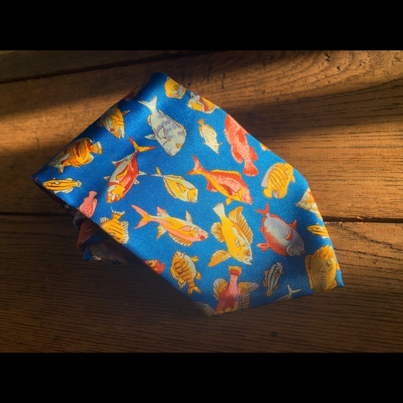GUCCI Silk Fish 🐠 Tie